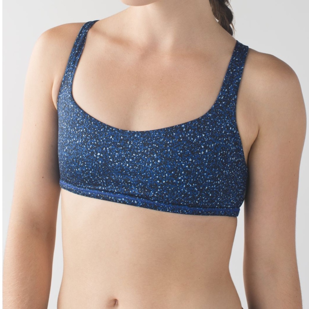 Lululemon free to be bra